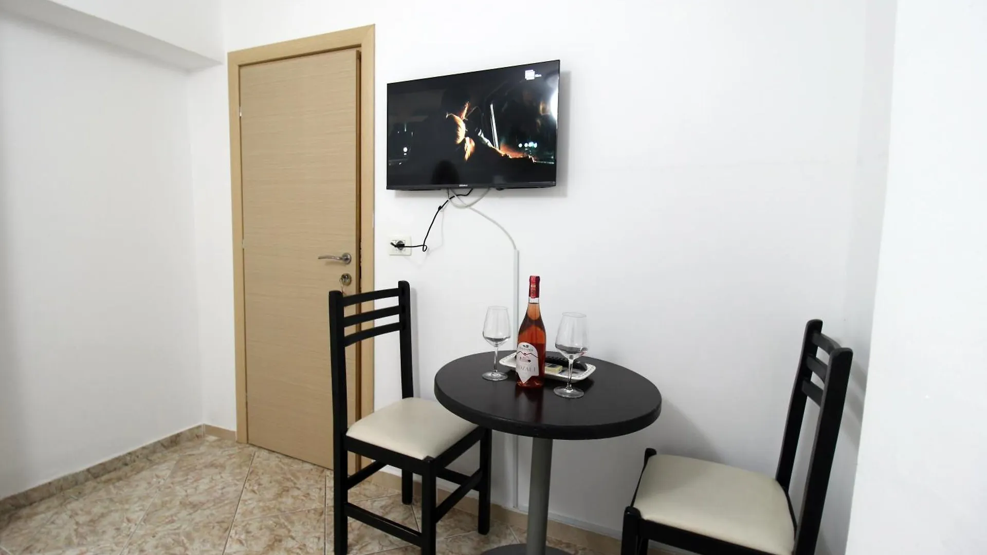 Vila Reni Risi Ksamil Guest house