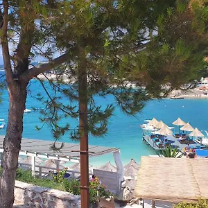  Bed & Breakfast Emar Beachfront