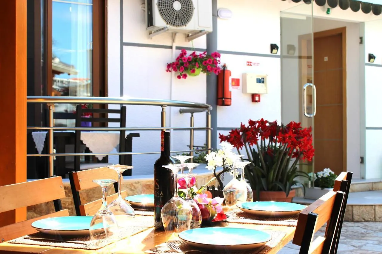Guest house Vila Reni Risi Ksamil