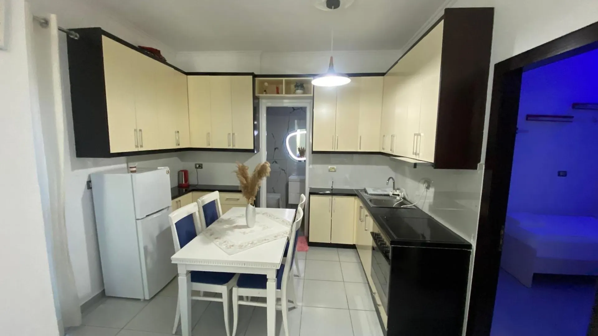 *** Pensjonat Vila Reni Risi Ksamil Albania